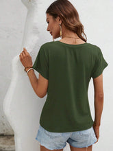 画像をギャラリービューアに読み込む, Asymmetric Hem Round Neck T-Shirt